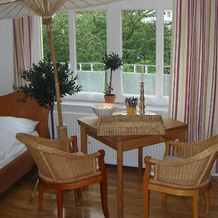 Apartment Landhaus Bulow Kuehlungsborn